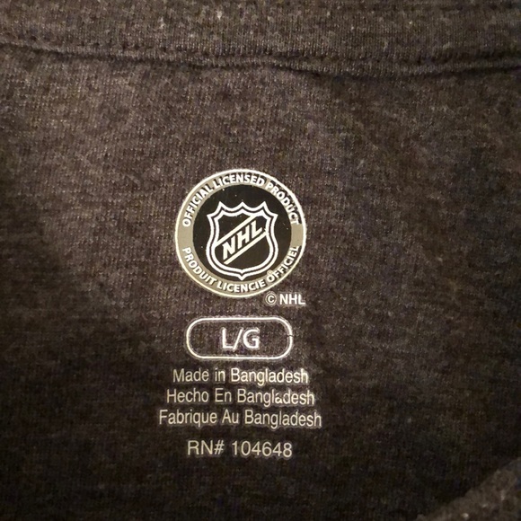 Men’s NHL Detroit Red Wings Tee - Picture 3 of 4